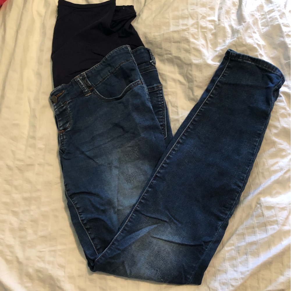 Thyme maternity jeggings jeans size M